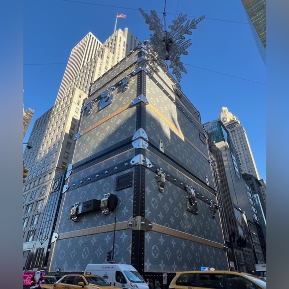 Join me live from NYC! Sharing yours & mine 💕🫶🏽💕 - Picture 8 of 14